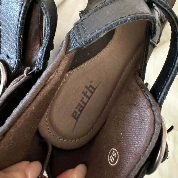 Earth Amber Soft Buck Womens Brown Leather Ankle bootie size 5 - Picture 7 of 10